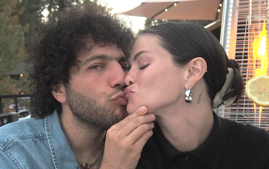 Selena Gomez dopo il suo matrimonio ha pianto, ma non di gioia: ''E’ il mio conflitto più grande'' Selena Gomez dopo il suo matrimonio ha pianto, ma non di gioia: ''E’ il mio conflitto più grande''