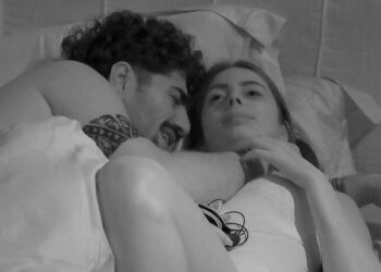 Al GF dopo due giorni c’è già il primo flirt: Benedetta Stocchi e Giulio Carotenuto finiscono sotto le coperte