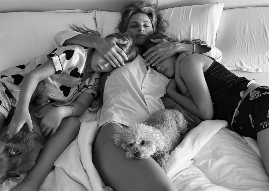 ''E’ folle'': Michelle Hunziker rivela cosa fanno le figlie al mattino presto e su Sole, che oggi compie 12 anni, confida che…