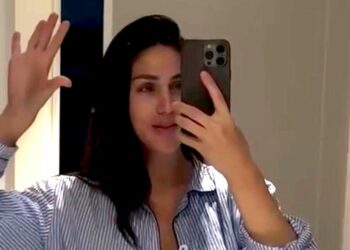 ''Non è il momento di mettersi a dieta'': Cecilia Rodriguez mostra la pancia a poco più di 20 giorni dal parto