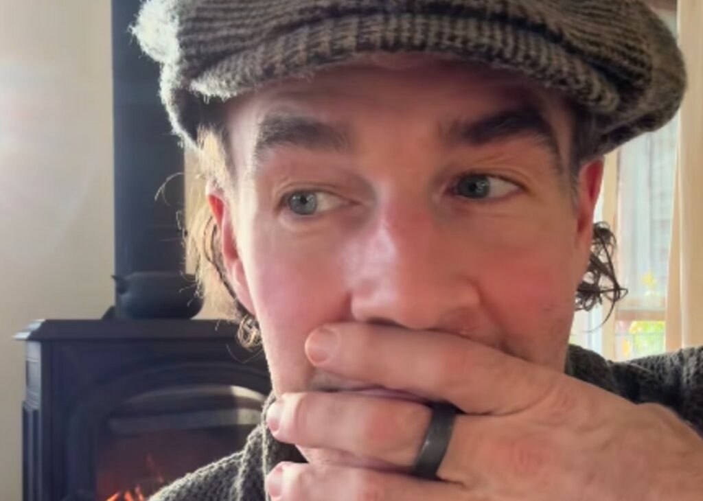 James Van Der Beek per pagare le cure contro il cancro mette in vendita i cimeli di Dawson's Creek James Van Der Beek per pagare le cure contro il cancro mette in vendita i cimeli di Dawson's Creek