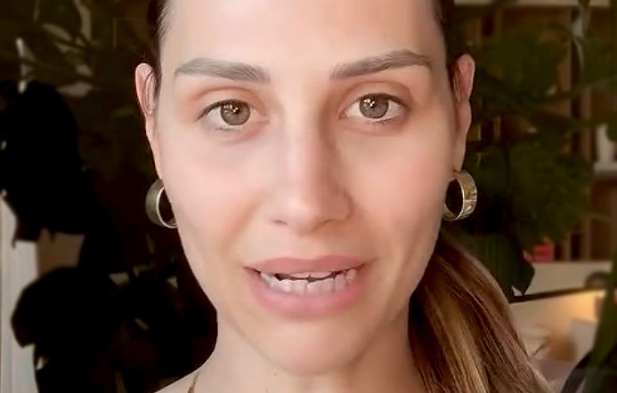 ''Nuovamente non sta troppo bene'': Beatrice Valli torna a parlare della madre affetta da depressione