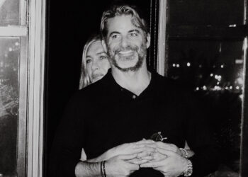 Jennifer Aniston col fidanzato Jim Curtis fa sul serio! Prima foto di coppia social: guarda