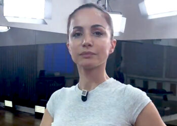 Andrea Delogu in sala prove con Nikita dopo il lutto: momenti di amicizia e tenerezza, guarda