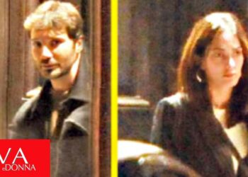 Stefano De Martino e Rocìo Munoz Morales si amano in segreto? Diva e Donna li paparazza separati davanti allo stesso portone