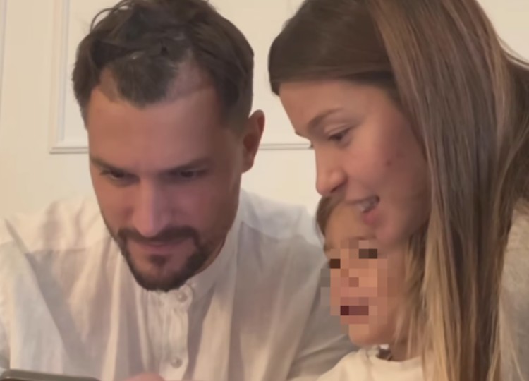 Andrea Zelletta e Natalia Paragoni scoprono il sesso del loro secondogenito Andrea Zelletta e Natalia Paragoni scoprono il sesso del loro secondogenito