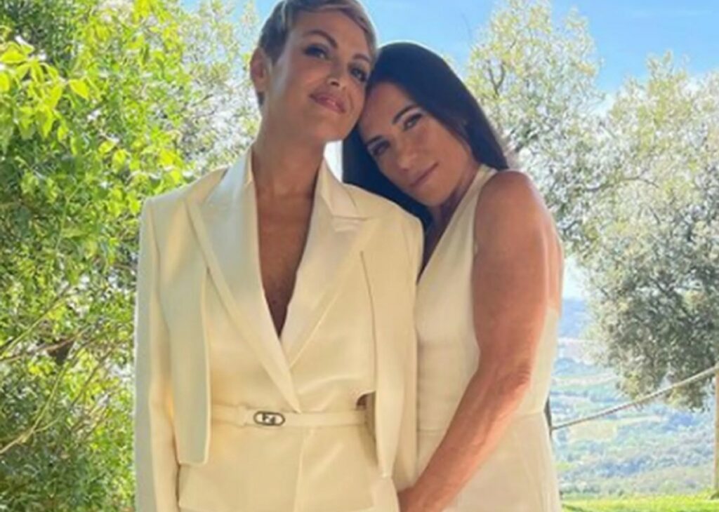 ''Dopo Silvio ho vissuto una relazione tossica'': Francesca Pascale attacca l’ex moglie Paola Turci ''Dopo Silvio ho vissuto una relazione tossica'': Francesca Pascale attacca l’ex moglie Paola Turci