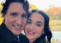 Dopo i tanti gossip escono allo scoperto: Katy Perry e Justin Trudeau pubblicano il primo selfie in coppia Dopo i tanti gossip escono allo scoperto: Katy Perry e Justin Trudeau pubblicano il primo selfie in coppia