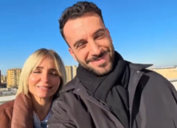 Veronica Peparini e Andreas Muller sul cantiere della nuova casa