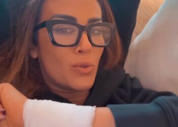 Giorgia Palmas mostra la rimozione dei suoi tatuaggi