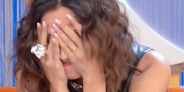 ''La vita è imprevedibile'': Caterina Balivo scoppia in lacrime in tv, ecco perché