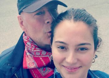 Bruce Willis non è consapevole della malattia che l'ha costretto a ritirarsi: la rivelazione della moglie Bruce Willis non è consapevole della malattia che l'ha costretto a ritirarsi: la rivelazione della moglie