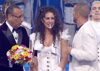 La figlia di Raf protagonista come ballerina a Sanremo: Carlo Conti nota la fortissima somiglianza con la madre Gabriella Labate