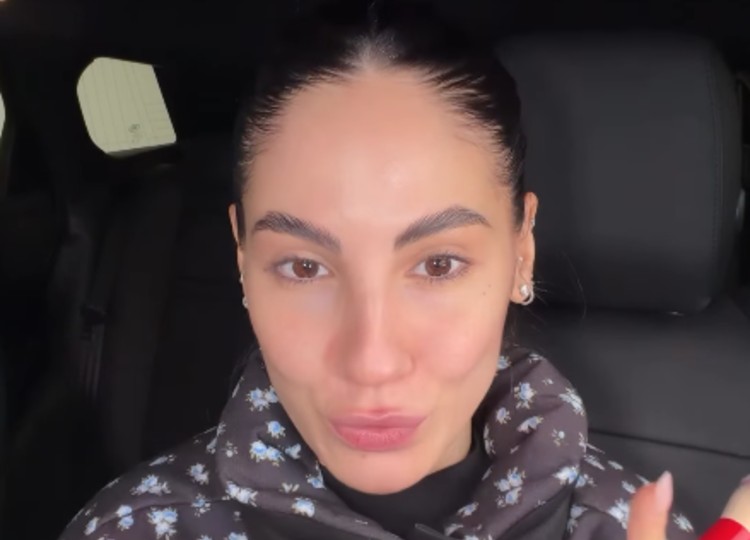 Giulia De Lellis ama truccarsi in auto