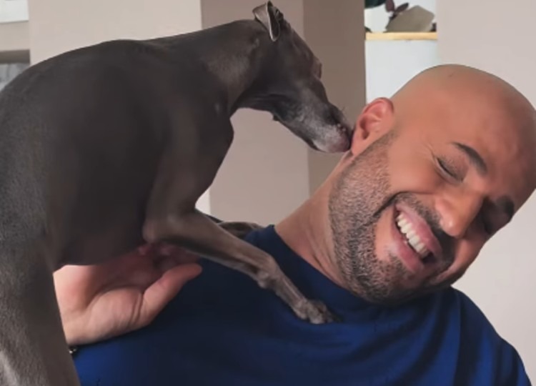 Jonathan Kashanian e il rapporto speciale con il cane della Hunziker