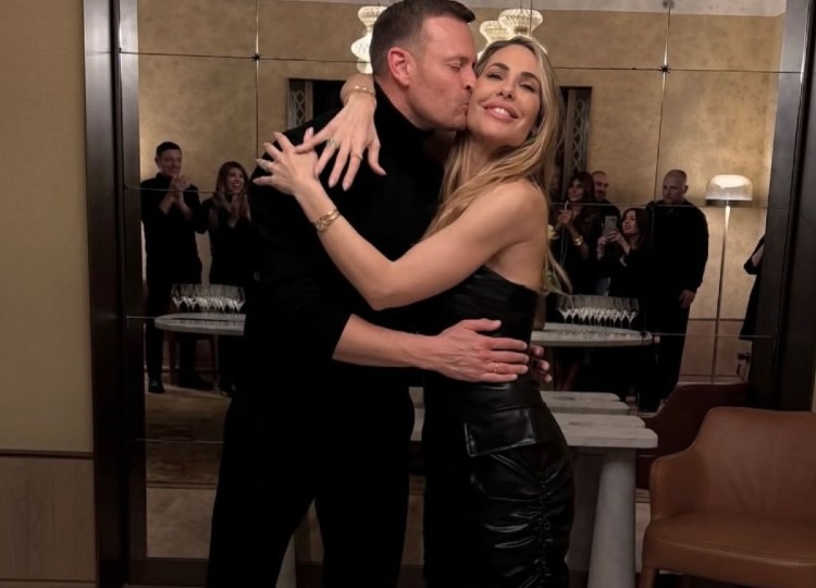 Ilary Blasi organizza un party elegantissimo per i 39 anni del suo Bastian Ilary Blasi organizza un party elegantissimo per i 39 anni del suo Bastian
