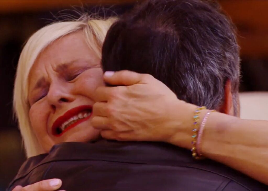 Antonella Elia piange disperata: al GF Vip arriva l’ultimo confronto con l’ex Pietro Delle Piane, ecco cos’è successo Antonella Elia piange disperata: al GF Vip arriva l’ultimo confronto con l’ex Pietro Delle Piane, ecco cos’è successo