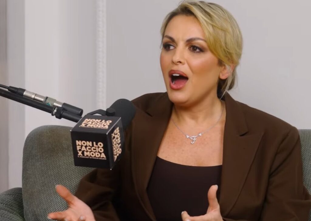 ''Mi sono sentita morire'': Francesca Pascale parla delle borse Hermés false che le avrebbe regalato la Santanchè
