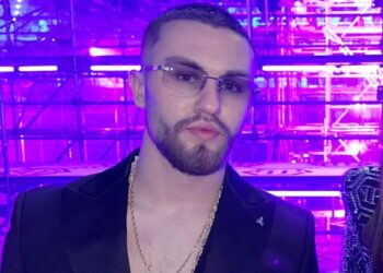 Artem Tkachuk protagonista di una notte di follia a Milano: arrestato il volto di Pino ‘o Pazzo di Mare Fuori Artem Tkachuk protagonista di una notte di follia a Milano: arrestato il volto di Pino ‘o Pazzo di Mare Fuori