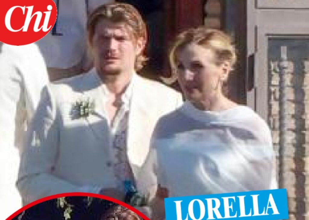 Giorgio Capitta, figlio di Lorella Cuccarini, a nozze con Sole Galanti: è la mamma che lo porta all’altare, ecco dove, foto Giorgio Capitta, figlio di Lorella Cuccarini, a nozze con Sole Galanti: è la mamma che lo porta all’altare, ecco dove, foto
