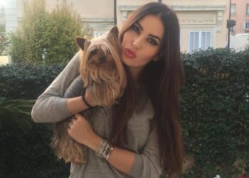 ''17 anni insieme'': Elisabetta Gregoraci con il cuore a pezzi dice addio alla sua amata Diva