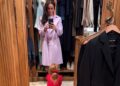 ''Piccola aiutante di mamma'': Meghan Markle pubblica una foto insieme alla figlia mentre è nella stanza guardaroba ''Piccola aiutante di mamma'': Meghan Markle pubblica una foto insieme alla figlia mentre è nella stanza guardaroba