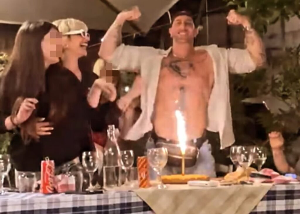 Micaela Ramazzotti celebra il compleanno del marito Claudio Pallitto: festa in famiglia e dedica, guarda