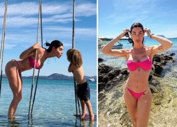 Bianca Atzei al mare con il figlio Noah Bianca Atzei al mare con il figlio Noah