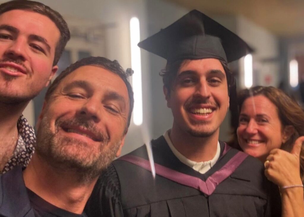 ''Non si è mai perso'': Chiara Giordano parla del rapporto con l’ex marito Raoul Bova da cui ha avuto i due figli ''Non si è mai perso'': Chiara Giordano parla del rapporto con l’ex marito Raoul Bova da cui ha avuto i due figli