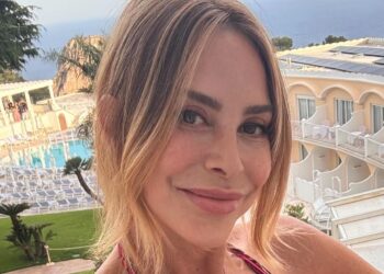 ''Sono demisessuale'': Stefania Orlando confessa che da quasi un anno non ha alcun rapporto intimo ''Sono demisessuale'': Stefania Orlando confessa che da quasi un anno non ha alcun rapporto intimo